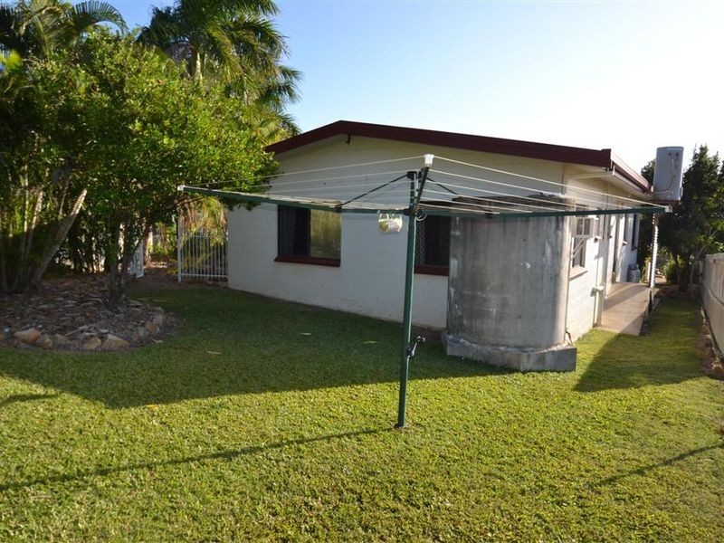 7 Bull Crescent, Bowen QLD 4805