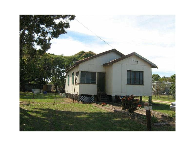 8 Belgravia Road, Bowen QLD 4805