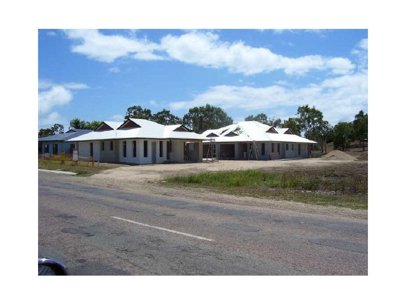 2/90 Mount Nutt Road, Bowen QLD 4805