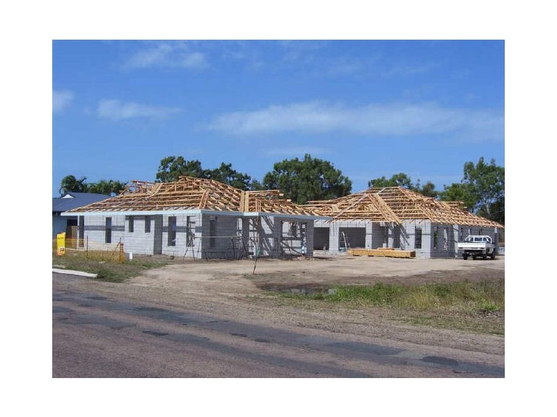 2/90 Mount Nutt Road, Bowen QLD 4805