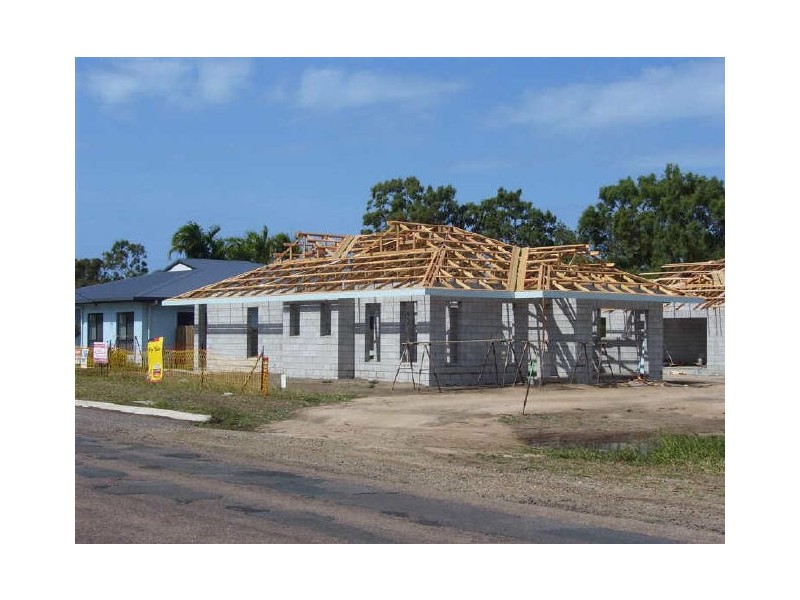 2/90 Mount Nutt Road, Bowen QLD 4805