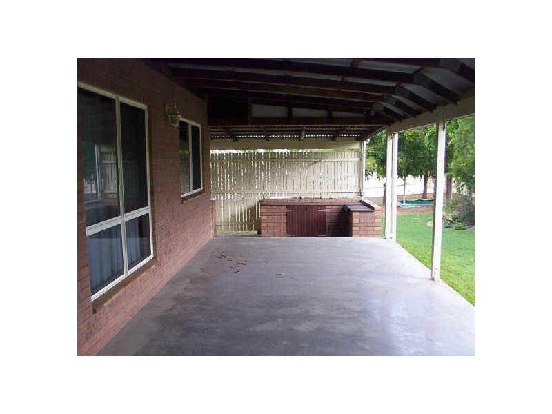 73 Gordon Street, Bowen QLD 4805