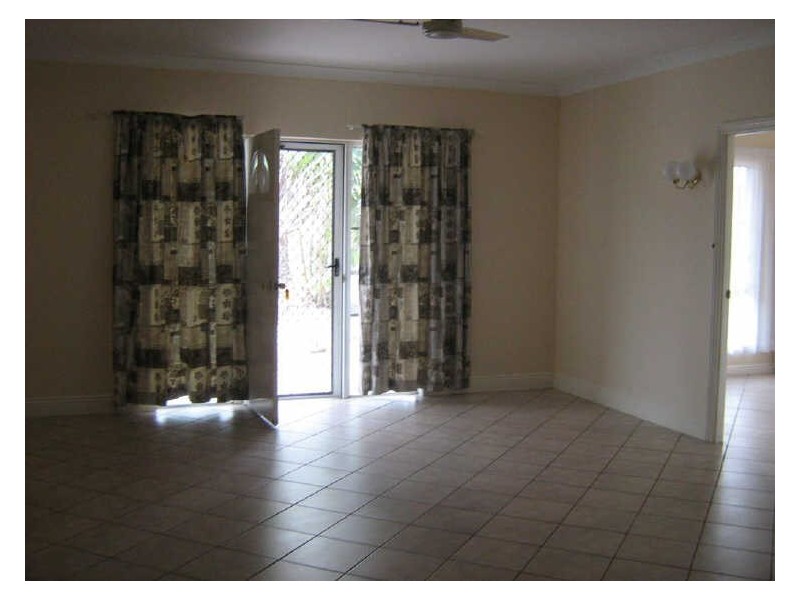 16 Horseshoe Bay Road, Bowen QLD 4805