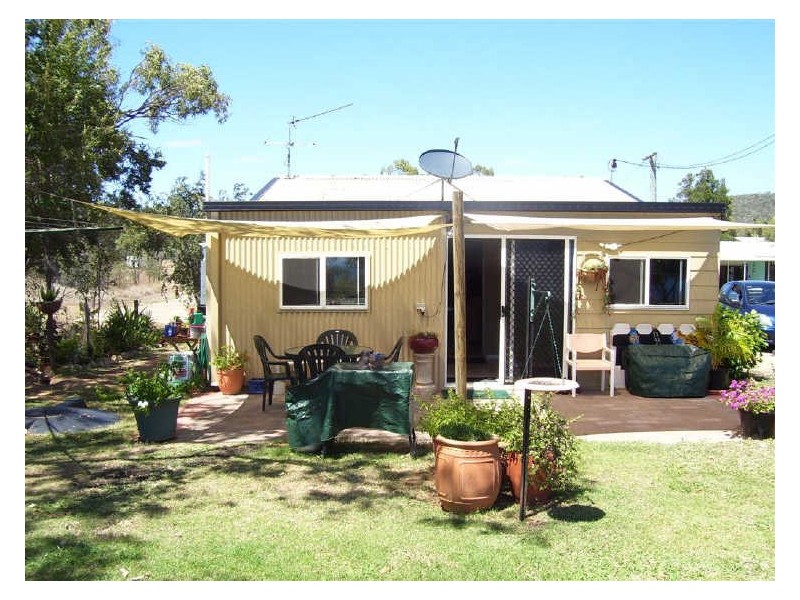 45 Edwards Esplanade, Bowen QLD 4805