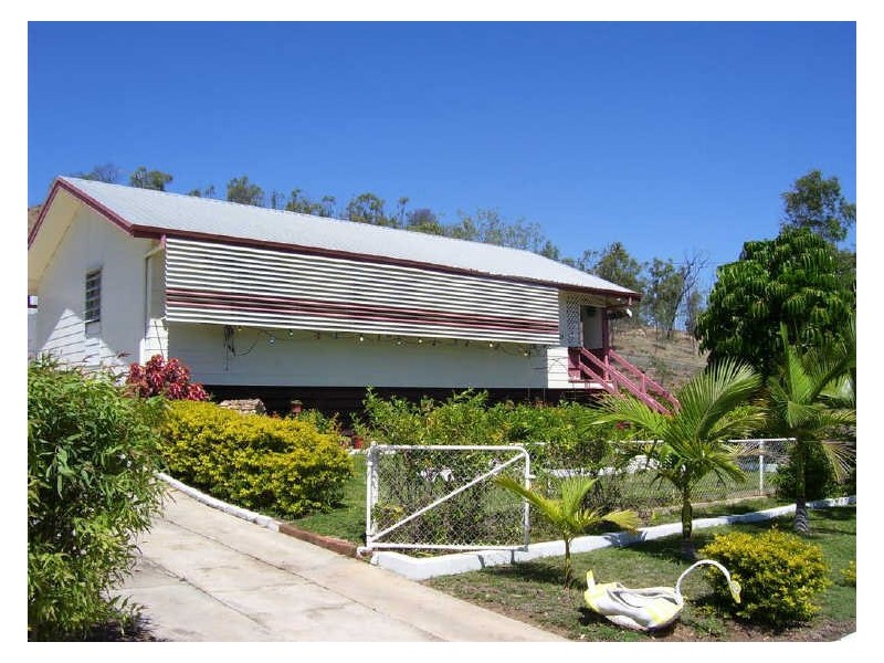 24 Scartwater Street, Collinsville QLD 4804
