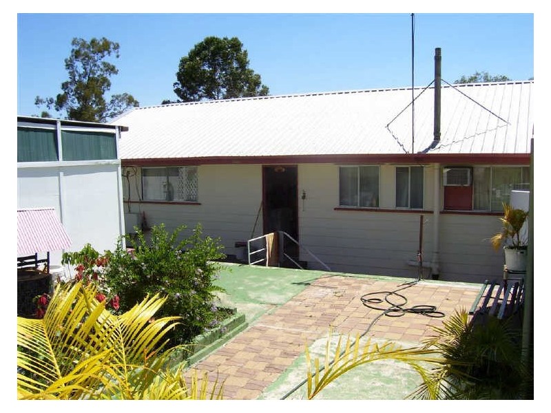 24 Scartwater Street, Collinsville QLD 4804