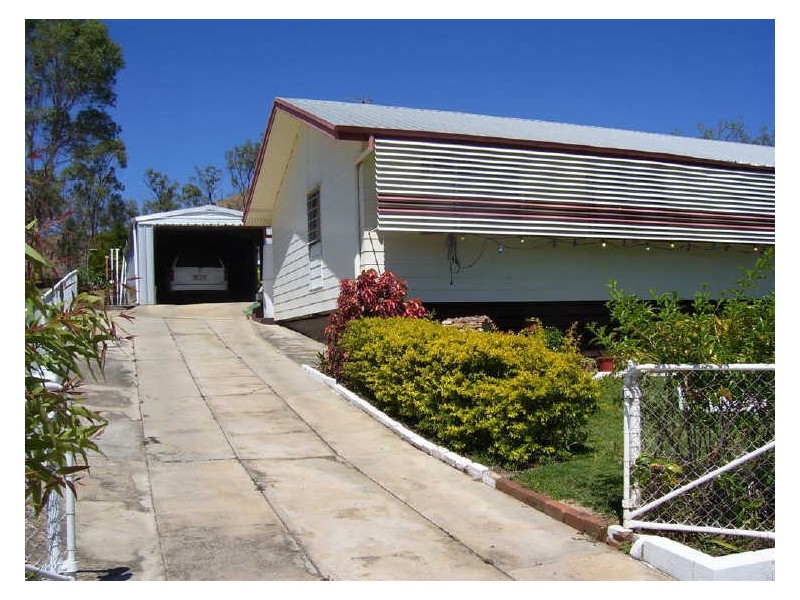 24 Scartwater Street, Collinsville QLD 4804