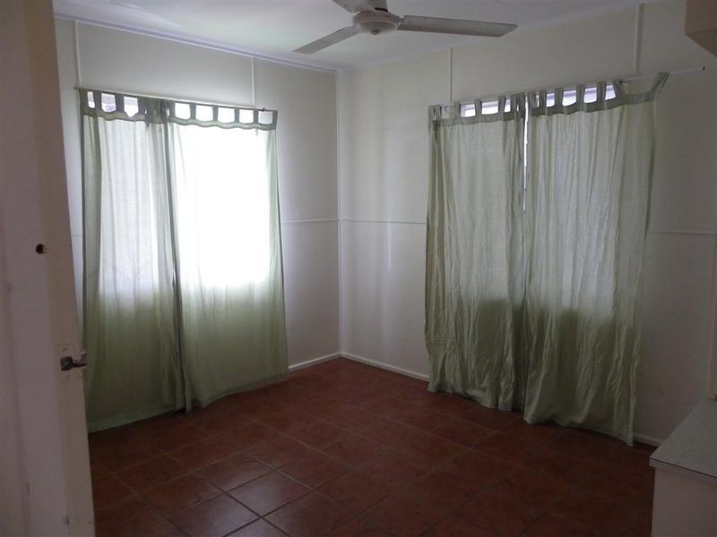 4/1 Casuarina Street, Bowen QLD 4805