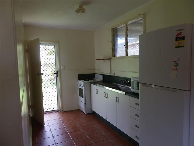 4/1 Casuarina Street, Bowen QLD 4805