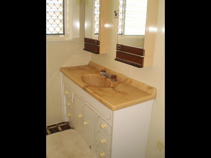 15 Denison Street, Bowen QLD 4805