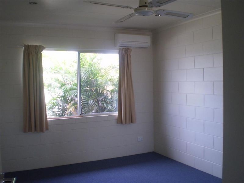 2/89 Powell Street, Bowen QLD 4805