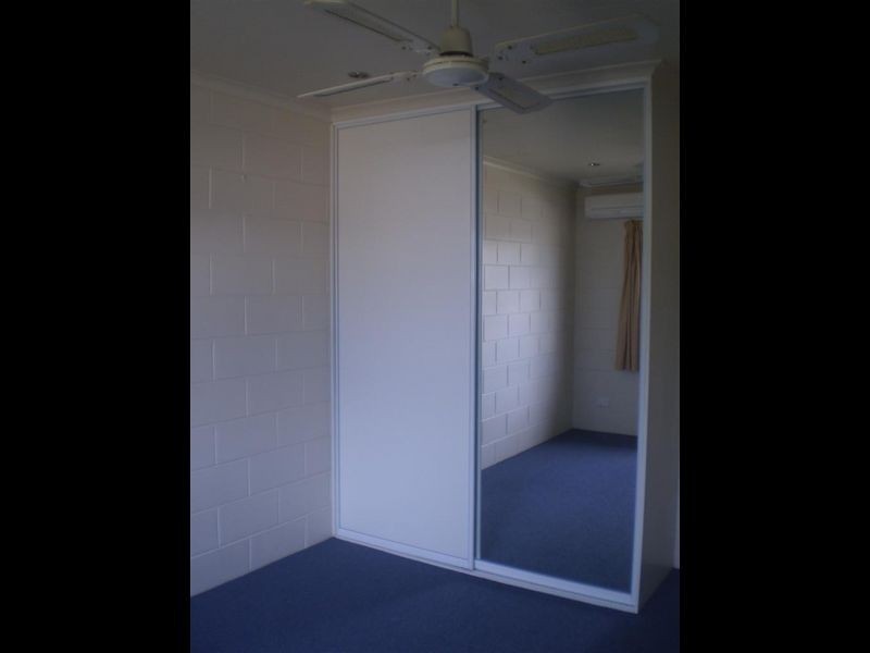 2/89 Powell Street, Bowen QLD 4805