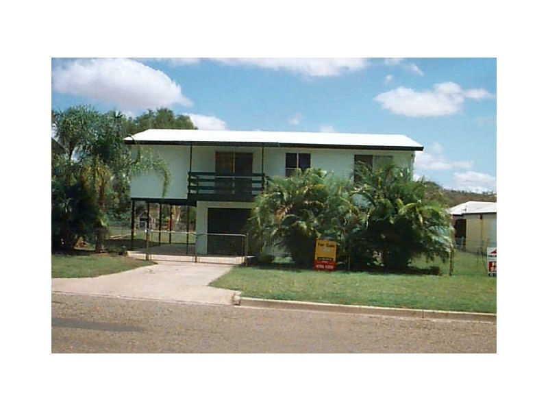 38 Walker Street, Collinsville QLD 4804