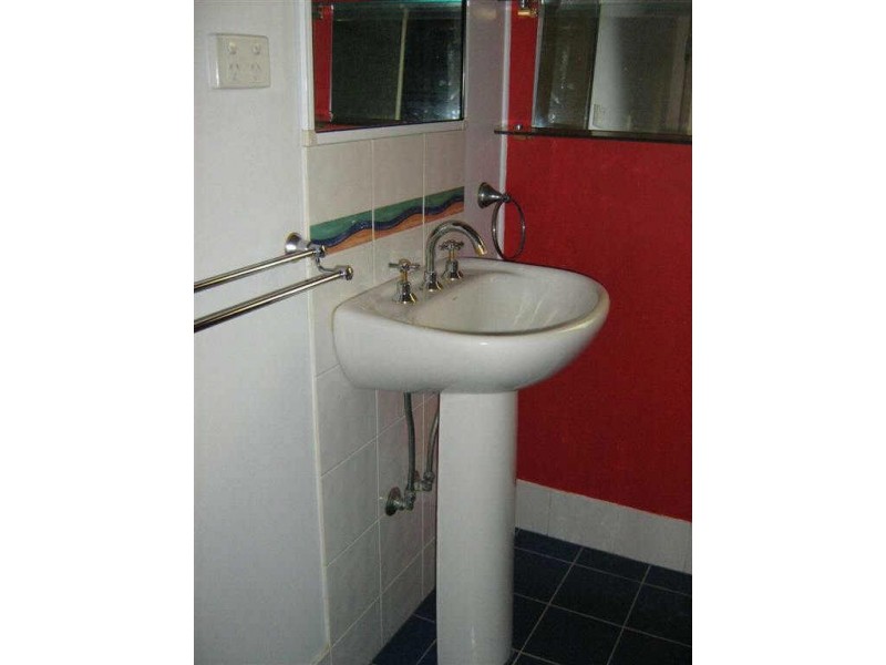 15 Russell Street, Bowen QLD 4805