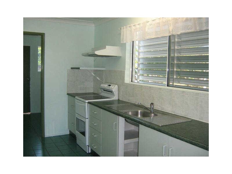 10A Mitchell Street, Bowen QLD 4805