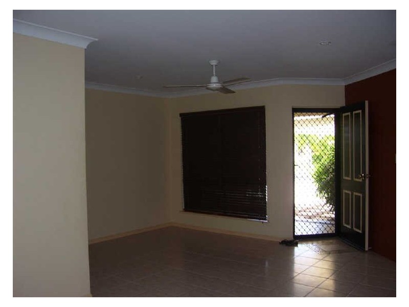 10 Peters Place, Bowen QLD 4805