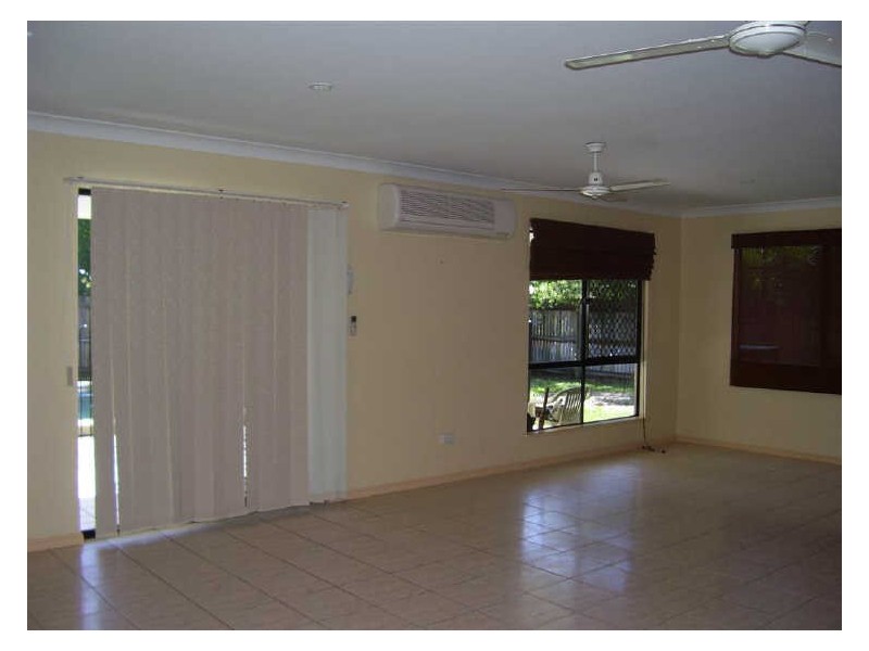 10 Peters Place, Bowen QLD 4805