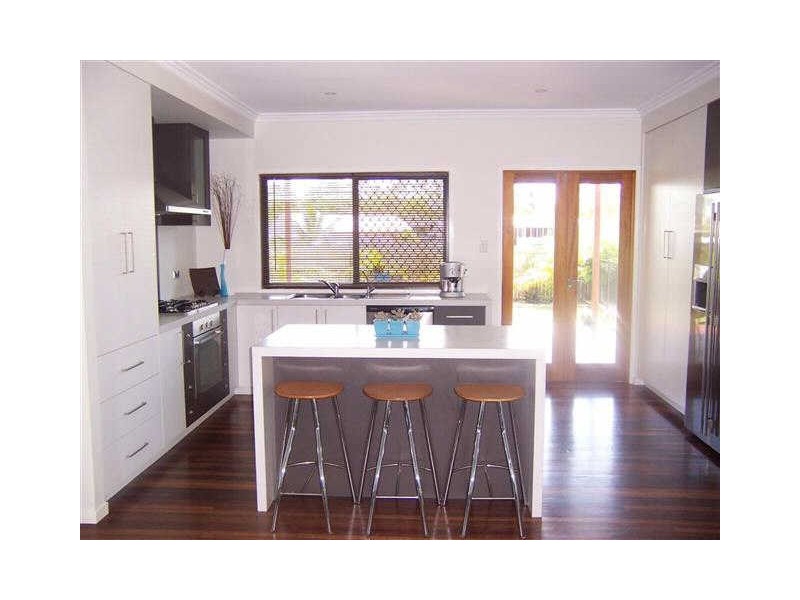 10 Tollington Road, Bowen QLD 4805