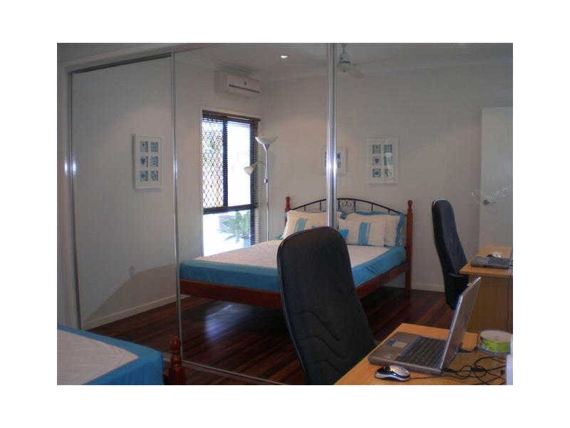 10 Tollington Road, Bowen QLD 4805
