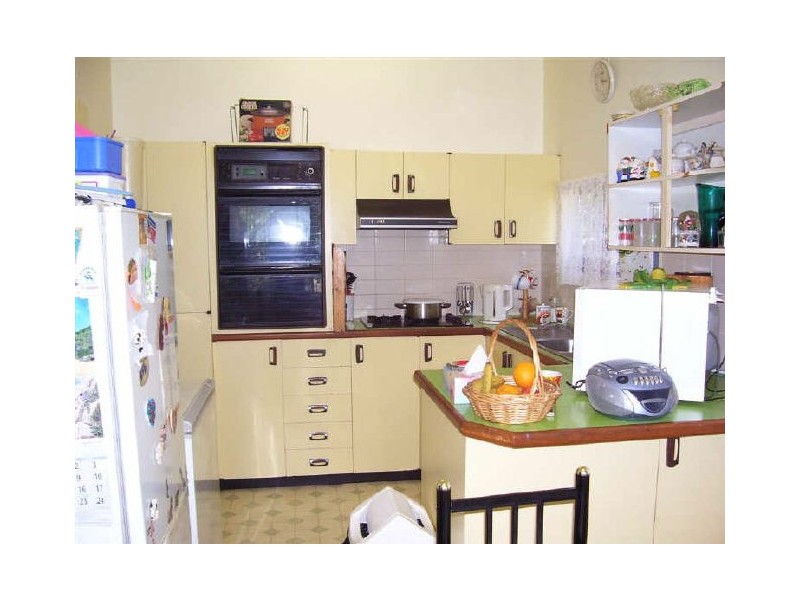 20 Eleventh Ave, Collinsville QLD 4804