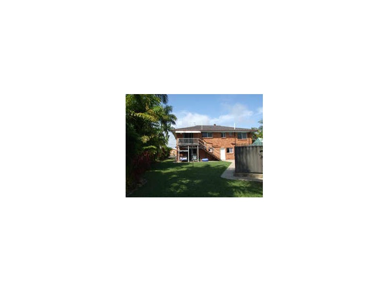 26 Tracey Street, Bowen QLD 4805