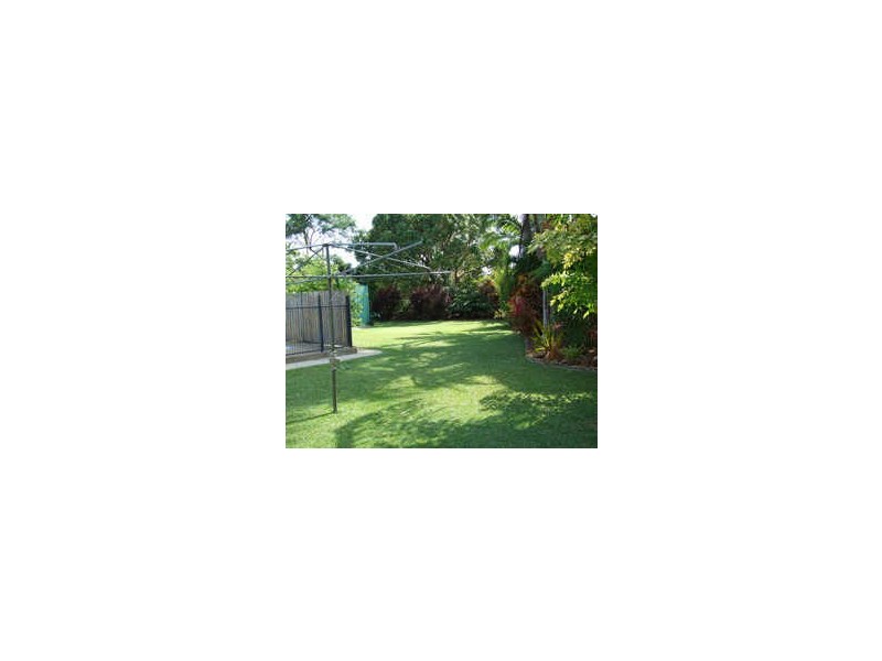 26 Tracey Street, Bowen QLD 4805