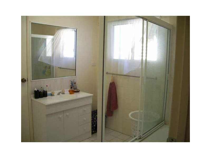 106 Leichhardt Street, Bowen QLD 4805