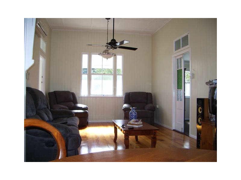 37 Gregory Street, Bowen QLD 4805