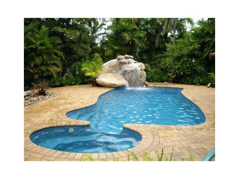 82 Weekes  Road, Bowen QLD 4805