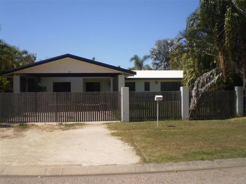 20 Brighton Road, Bowen QLD 4805