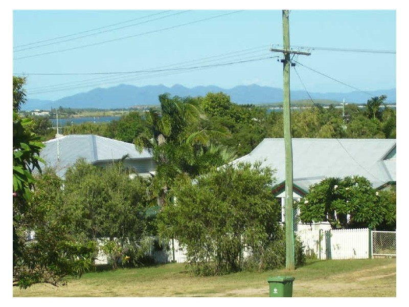 78 Gordon Street, Bowen QLD 4805