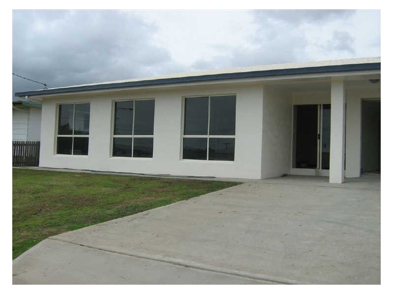105 Gregory Street, Bowen QLD 4805