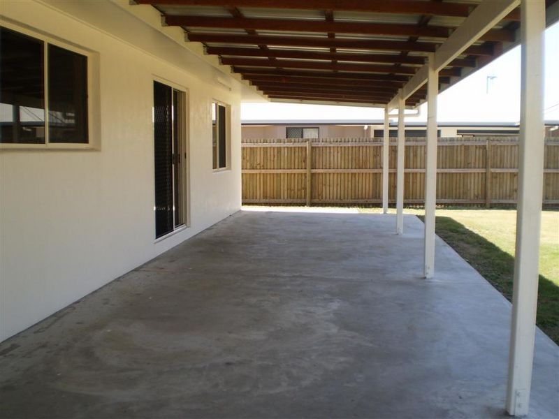 16 Hillview Place, Bowen QLD 4805