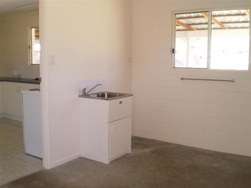 16 Hillview Place, Bowen QLD 4805