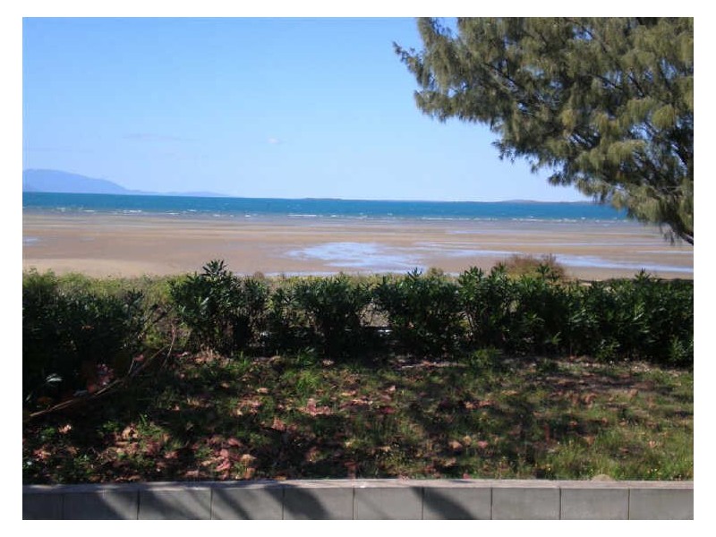 9 Thomas Street, Bowen QLD 4805