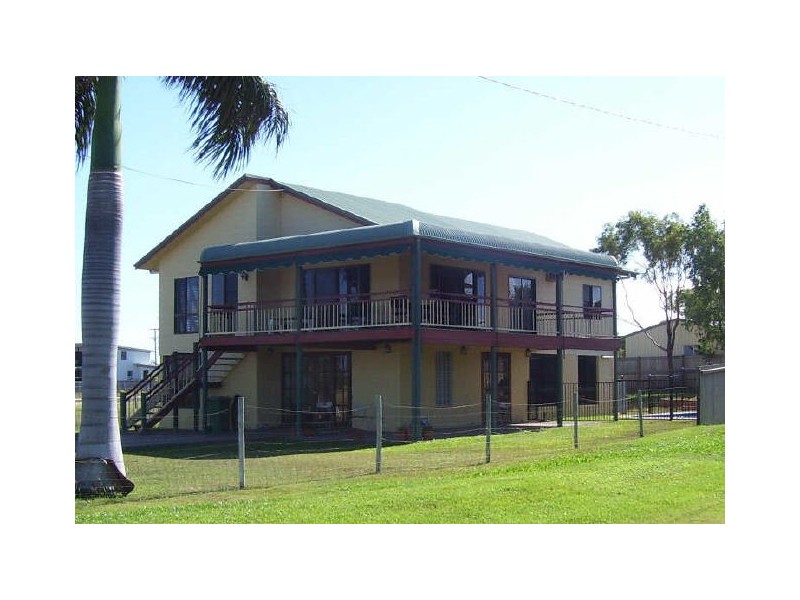 36 Wentworth Street, Bowen QLD 4805