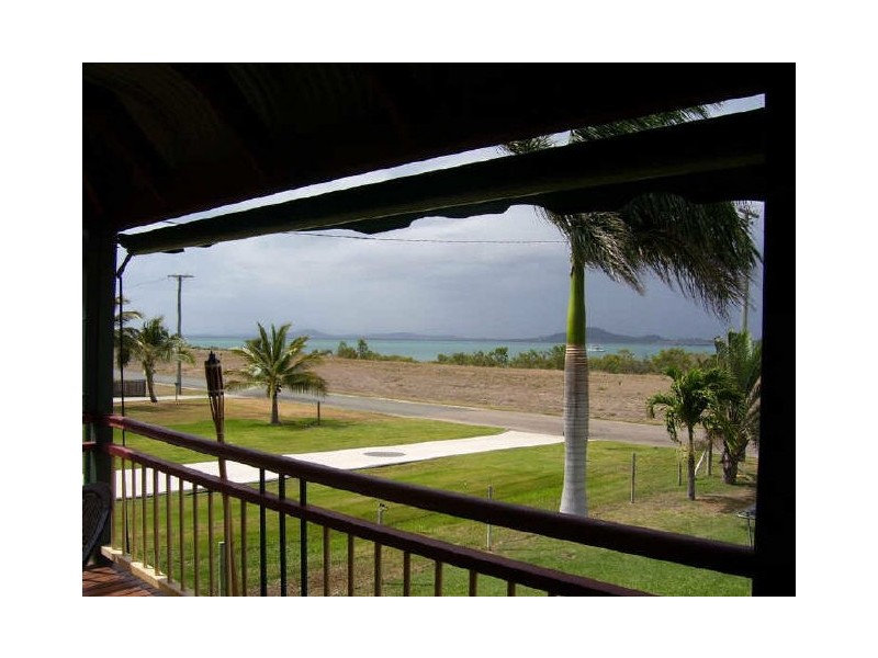 36 Wentworth Street, Bowen QLD 4805