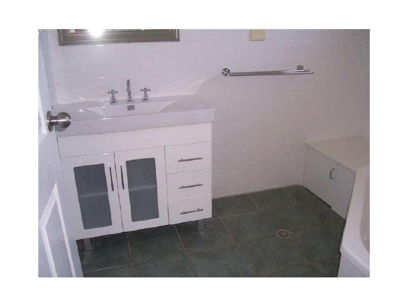 36 Wentworth Street, Bowen QLD 4805