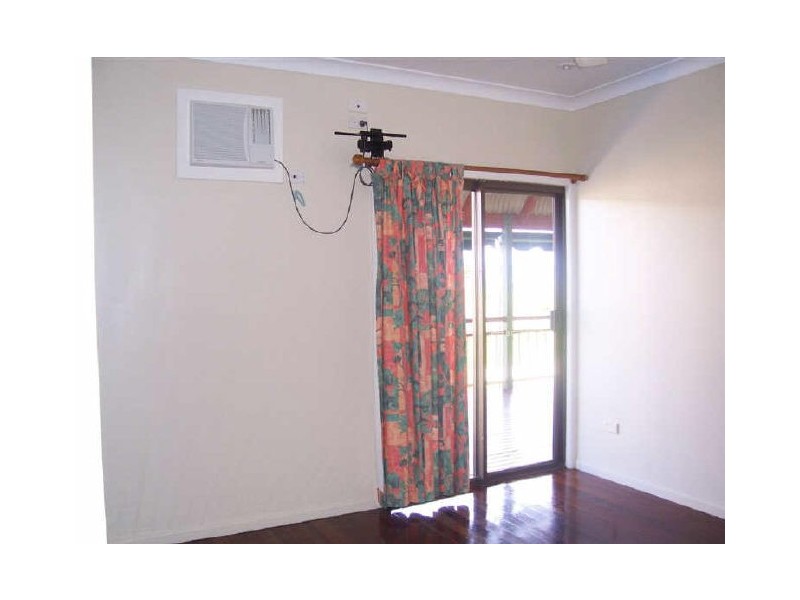 36 Wentworth Street, Bowen QLD 4805