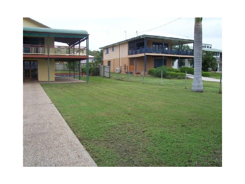 36 Wentworth Street, Bowen QLD 4805