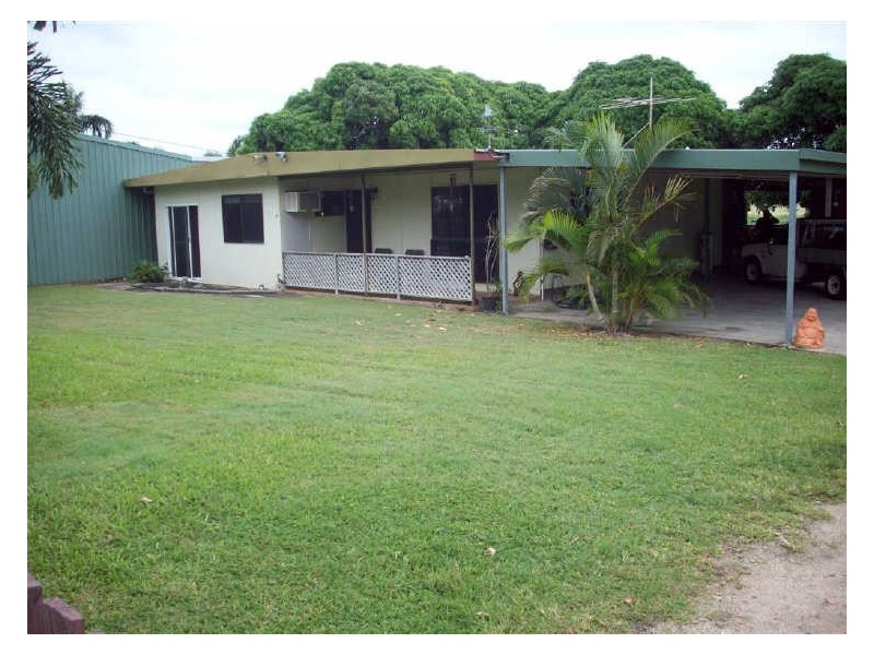 80 Hillview Road, Bowen QLD 4805