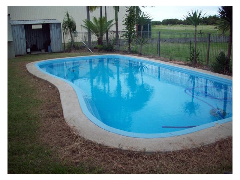 80 Hillview Road, Bowen QLD 4805