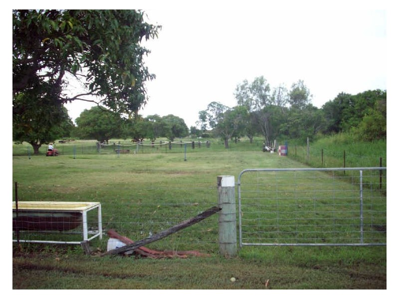 80 Hillview Road, Bowen QLD 4805