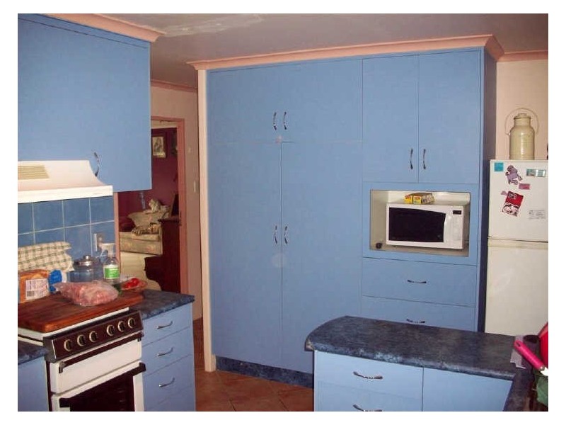 80 Hillview Road, Bowen QLD 4805