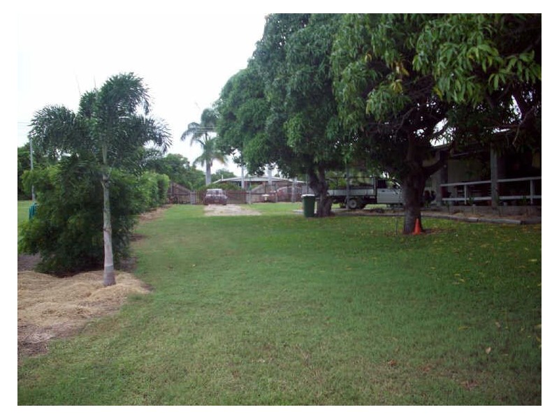 80 Hillview Road, Bowen QLD 4805