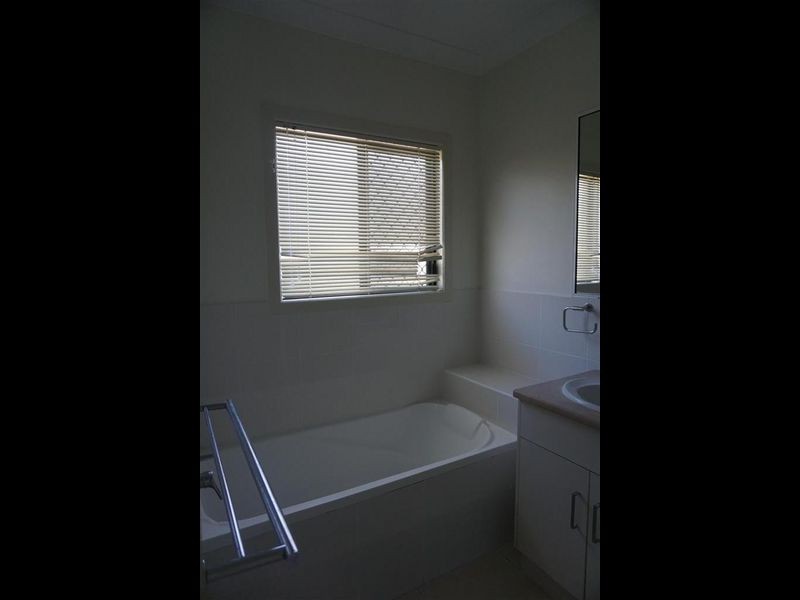 7/25 Don Street, Bowen QLD 4805