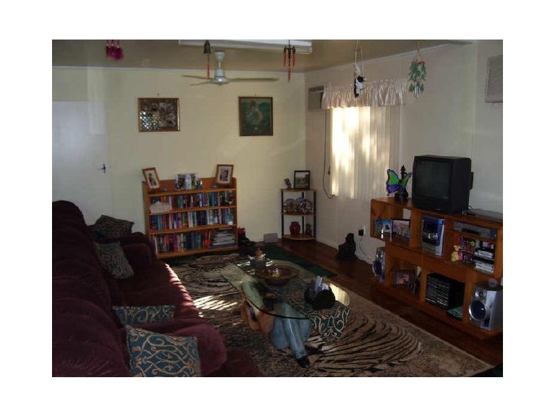 7 Richmond Road, Bowen QLD 4805