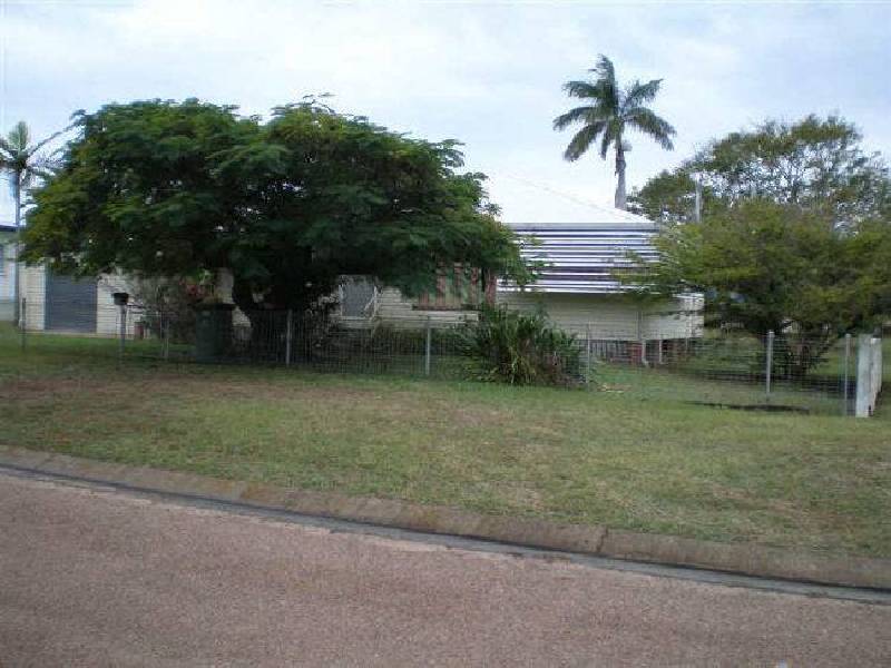5 Reynolds Street, Bowen QLD 4805