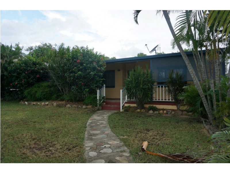 83 Poole Street, Bowen QLD 4805