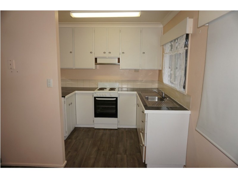 83 Poole Street, Bowen QLD 4805